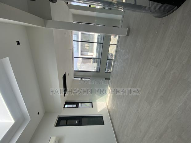 Furnished 3bdrm Townhouse/Terrace in East Airport for sale · Photo 8