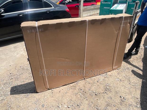 Samsung 75” Crystal Titan Du8000 Visual Power on Another Level · Photo 1