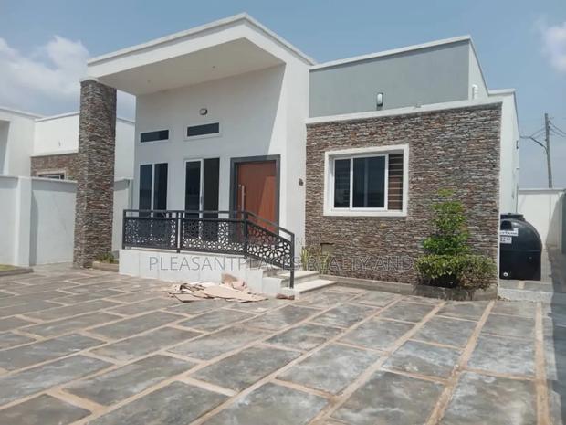 3bdrm House in Adenta for sale · Photo 1