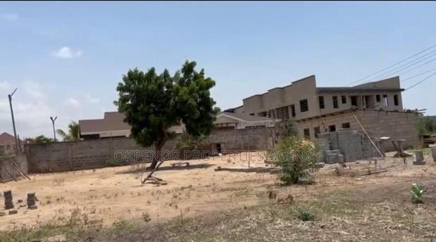Plot of Land for Sale at Tema Com25 · Photo 3