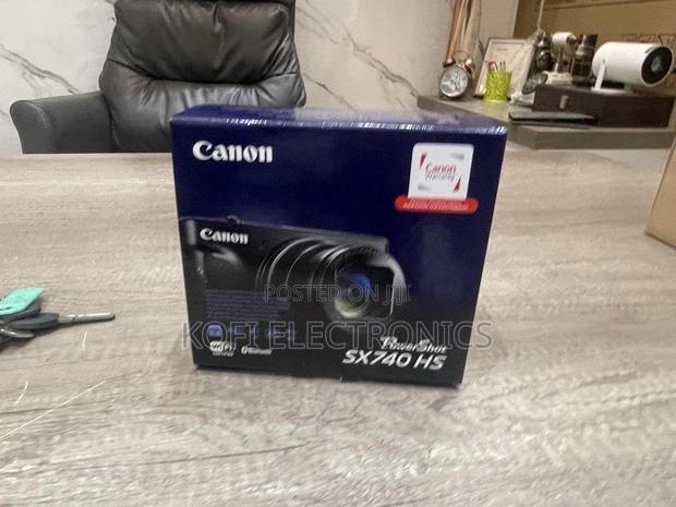 Canon Sx740 Hs The Pocket Classic Of Timeless Travel · Photo 1