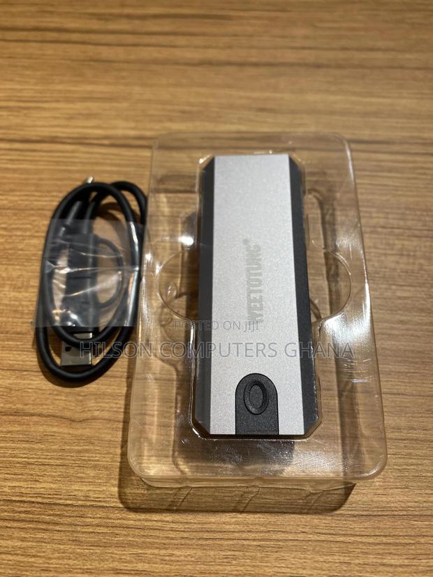 Weetotung M.2 Usb 3.1 Usb-C SSD Pci-E Nvme Enclosure · Photo 3
