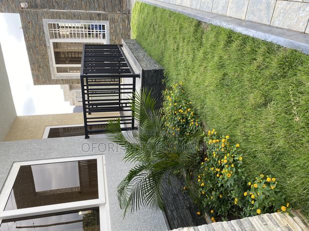 2bdrm Apartment in Pokuasi Odumasi, Pokuase for rent · Photo 3