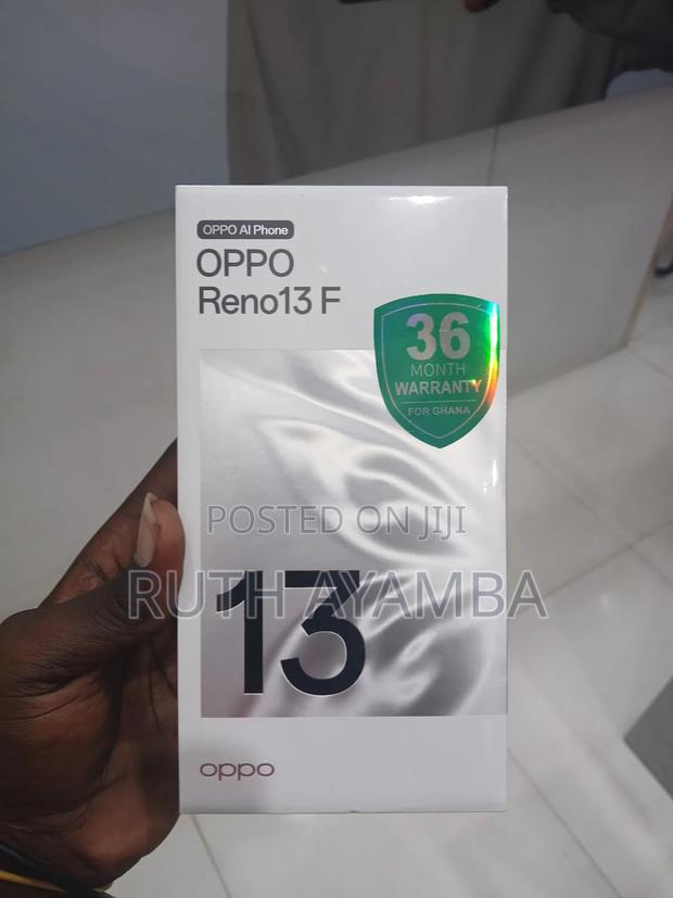 New Oppo Reno13 F 256 GB Black · Photo 2