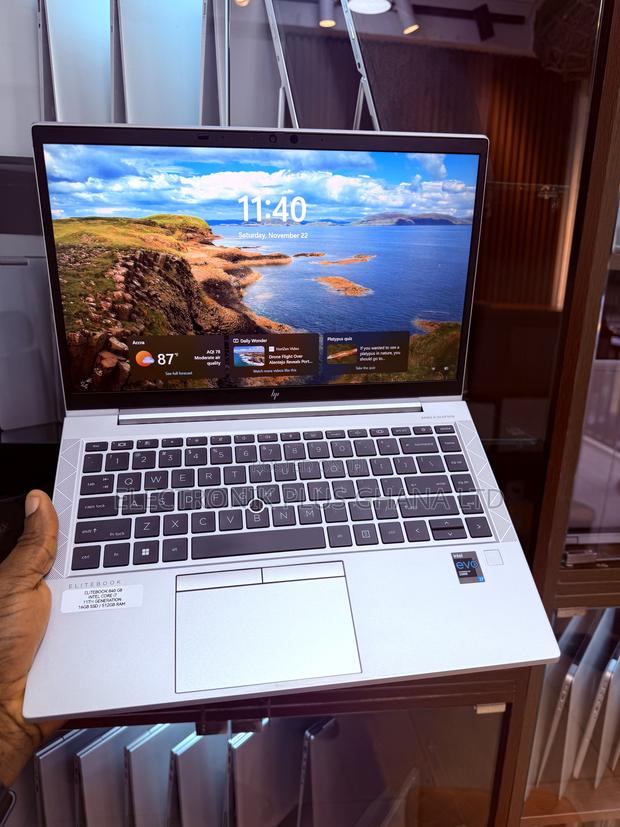 Laptop HP EliteBook 840 G8 16GB Intel Core i7 SSD 512GB · Photo 1