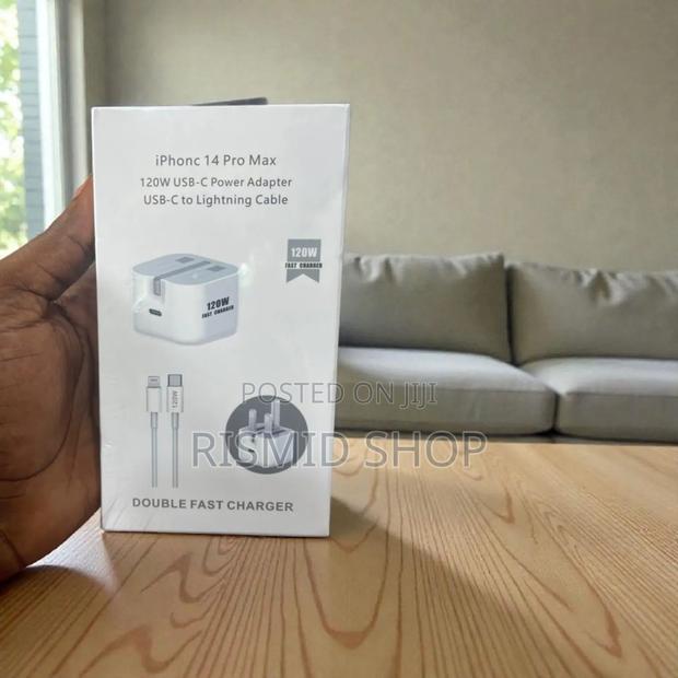 iPhone 14 Pro Max Charger (525256) · Photo 1