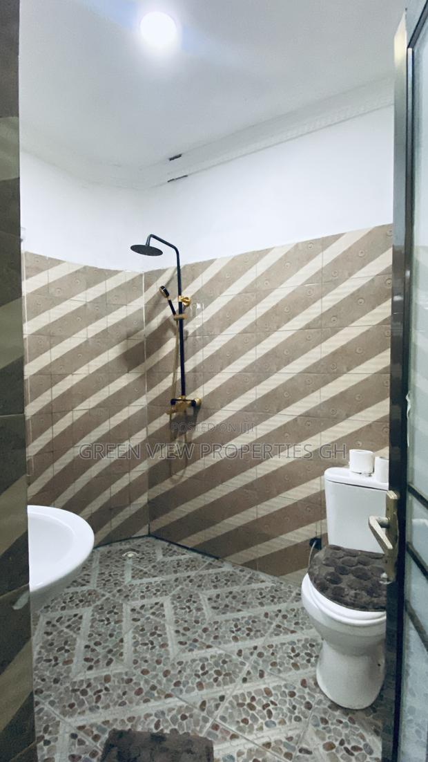 Furnished 5bdrm Duplex in Dansoman for rent · Photo 6