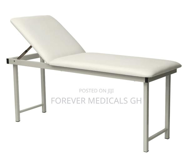 Examination Couch/Table · Photo 2