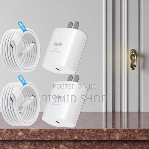 Original White iPhone 15 Pro Max Charger (252525) · Photo 2