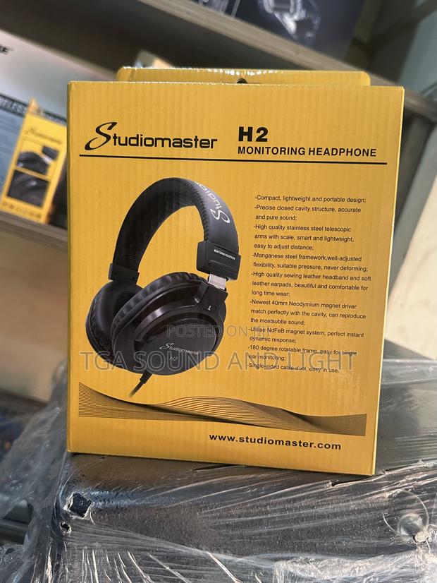 Studiomaster H5 Studio Headphones · Photo 4