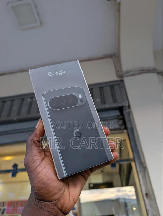 New Google Pixel 10 Pro XL 256 GB Black · Photo 2