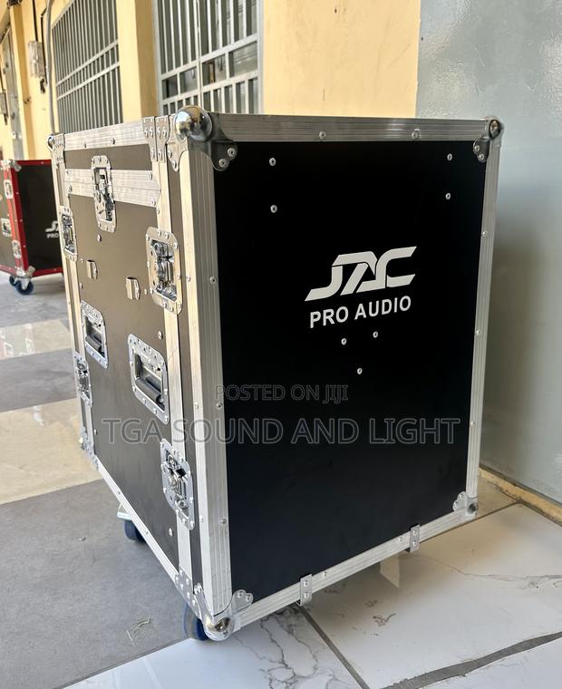 14u Dj Amplifier Rack With Mixer Rack · Photo 6
