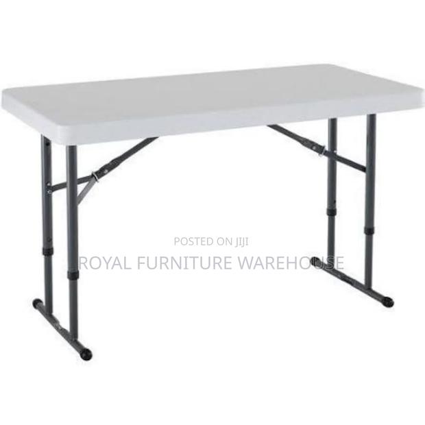 Rectangular Foldable Table · Photo 1