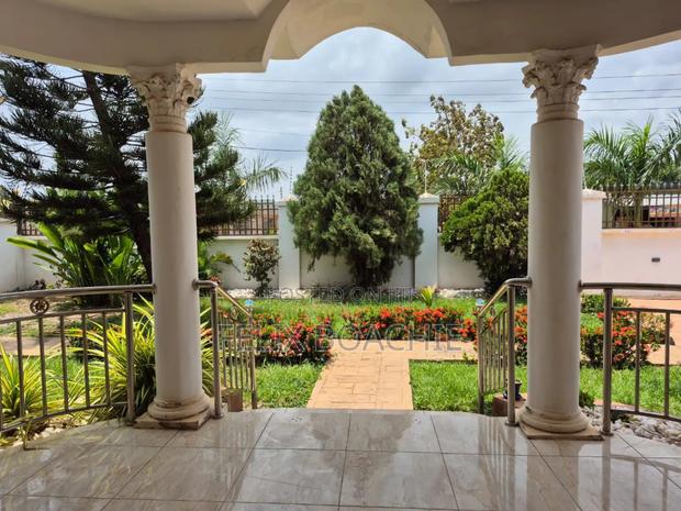 Furnished 5bdrm House in Oyarifa for sale · Photo 3