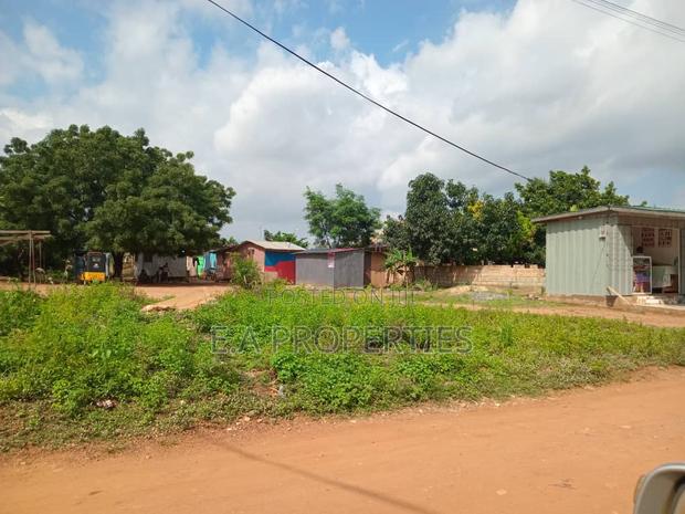 Land for Sale · Photo 3