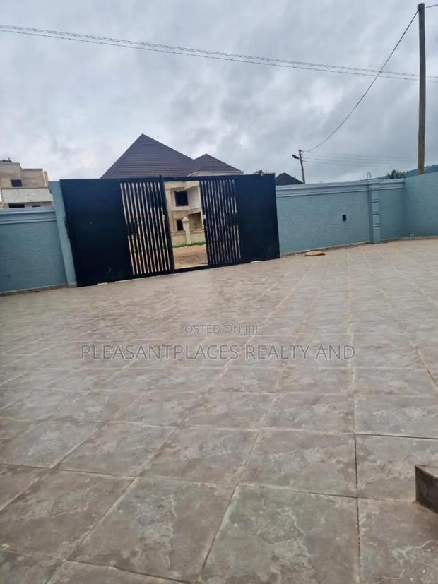3bdrm House in Pleasantplaces, Oyarifa for sale · Photo 6