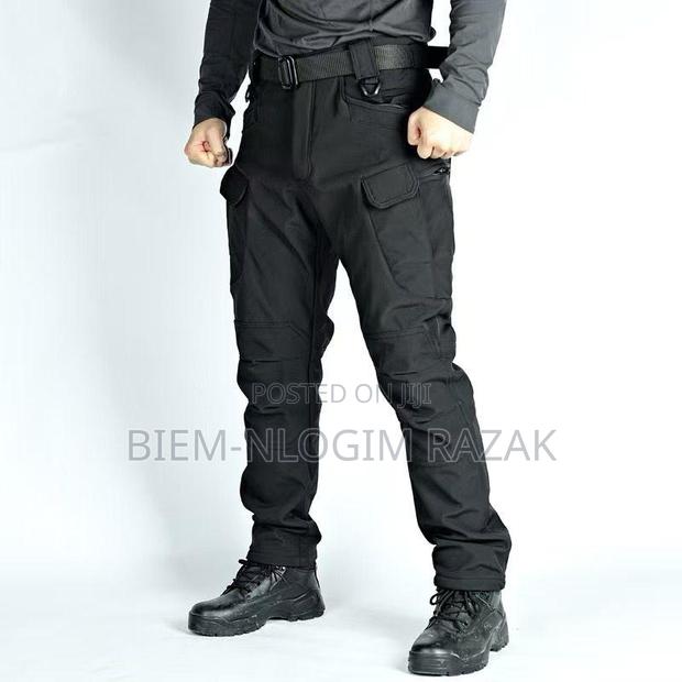 Top Notch Thick N Heavy Cargo Pants Available in Stock · Photo 2