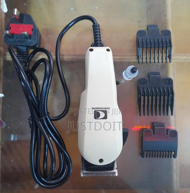 Chaoba 808 Corded Clipper · Photo 1