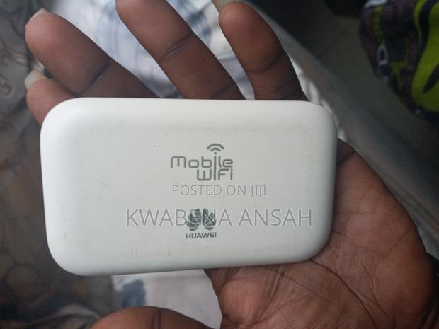 Bolt+ Mobile Wifi · Photo 2