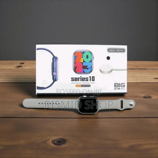 Series 10 Smartwatch (332535) · Photo 2