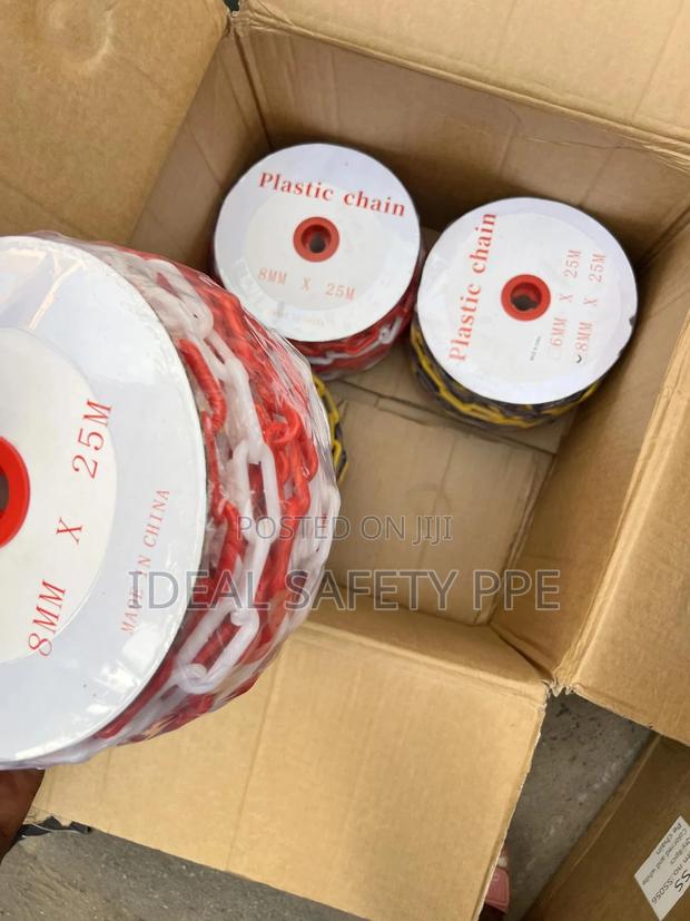Plastic Safety Chain / Barrier Chain · Photo 4