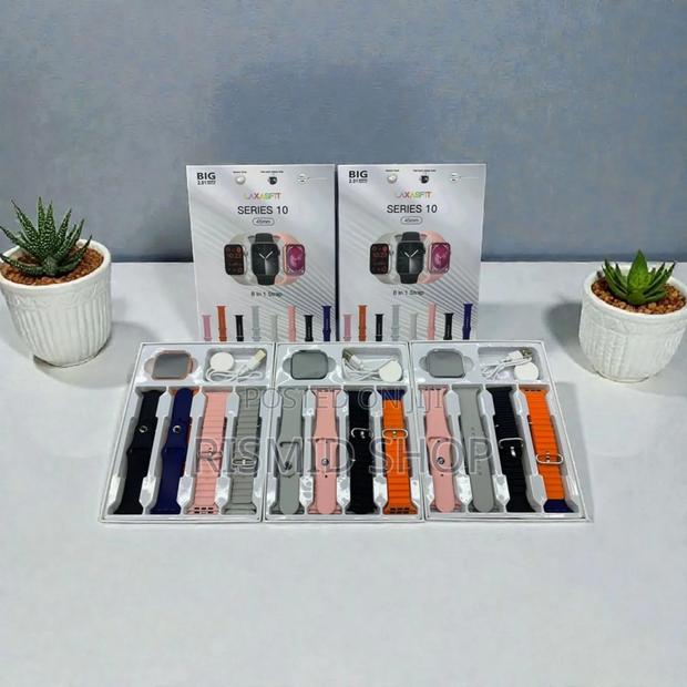 Laxasfit Series 10 Smartwatch With 8 Straps (525259) · Photo 1