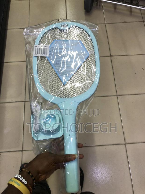 2 in 1 Mosquito Swatter · Photo 3