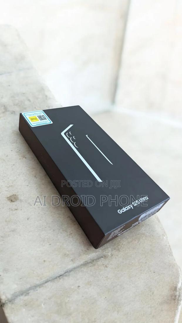 New Samsung Galaxy S25 Ultra 256 GB Black · Photo 1