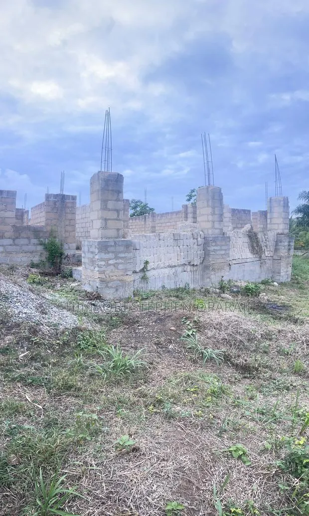 5-Bedroom Uncompleted House for Sale — Portin, Gomoa East · Photo 1