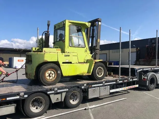 Strong Clark 9tons Forklift · Photo 1