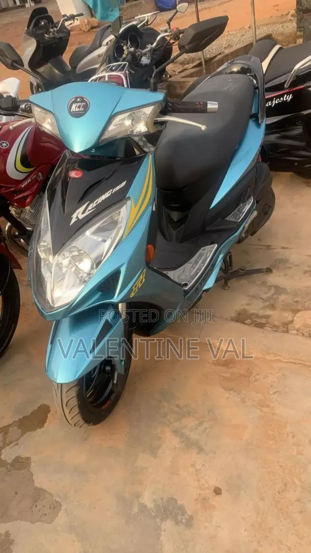 Kymco 2015 Red · Photo 1