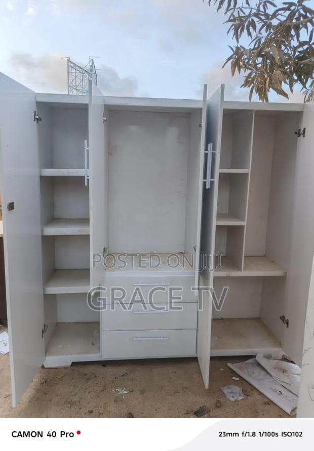 Portable and Newly Wardrobe Going for Cool Price · Photo 3