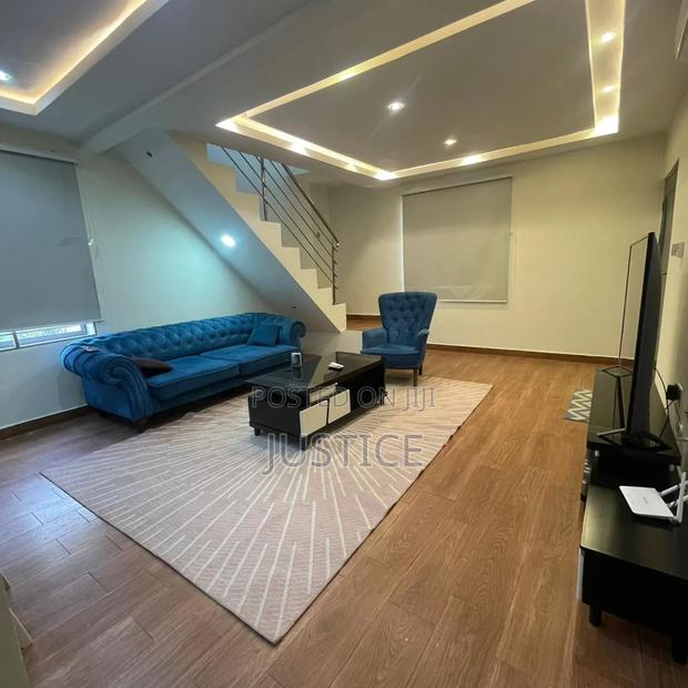 Furnished 3bdrm Townhouse / Terrace in School Junction for rent · Photo 6