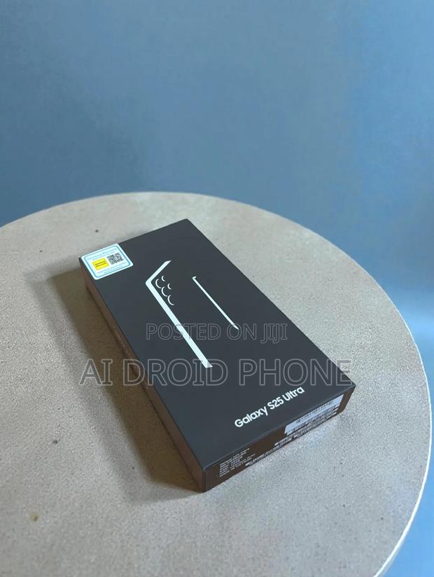 New Samsung Galaxy S25 Ultra 256 GB Blue · Photo 1