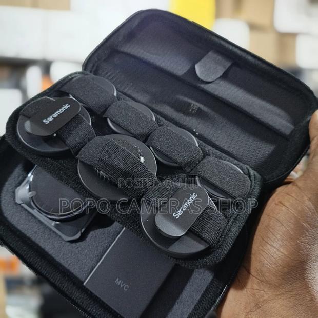 Saramonic Wireless Microphone With Touch Screen · Photo 6