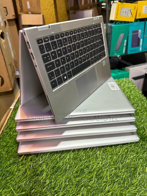 Laptop HP EliteBook 830 G7 16GB Intel Core I5 SSHD (Hybrid) 512GB · Photo 1