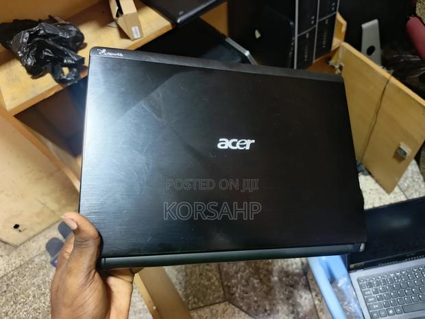 Laptop Acer Aspire 3820T 4GB Intel Core I5 HDD 500GB · Photo 1