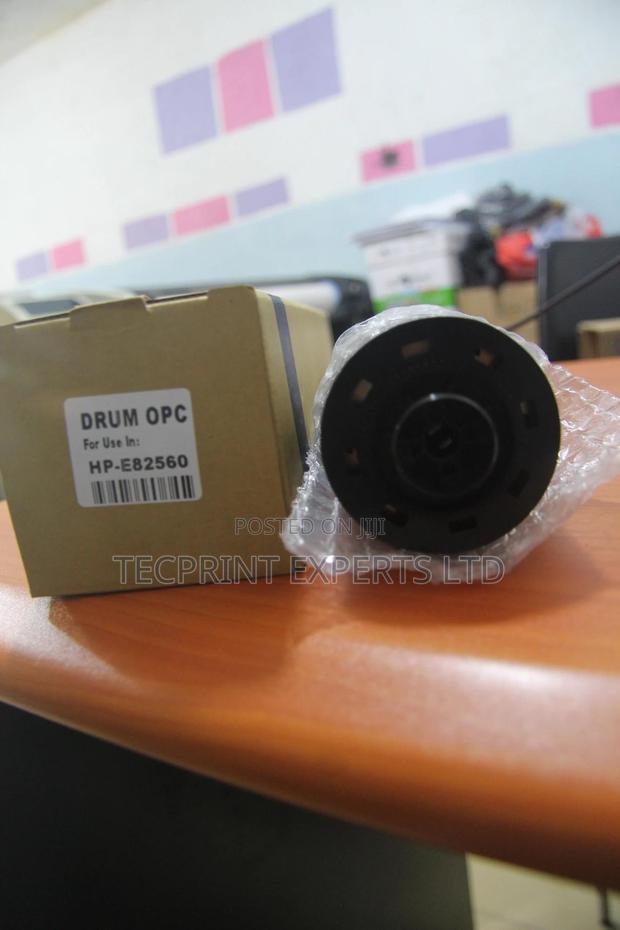 Hp E82560 Drum · Photo 1