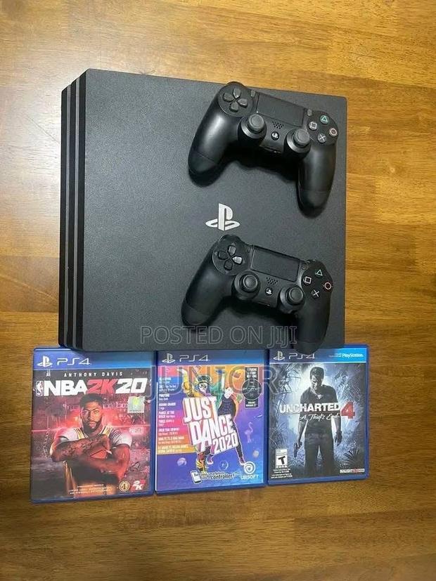 Playstation 4 Pro Jailbreak · Photo 1
