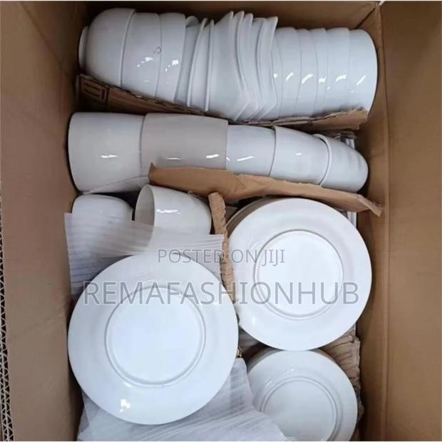 50pcs Mixed Ceramics · Photo 2