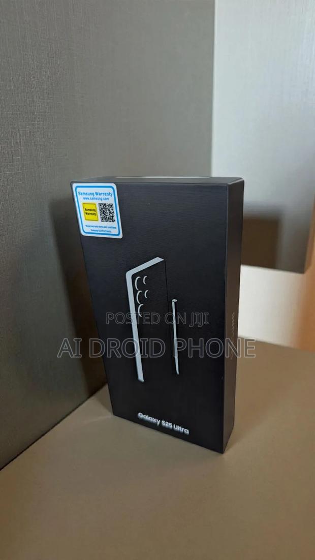 New Samsung Galaxy S25 Ultra 256 GB Black · Photo 1