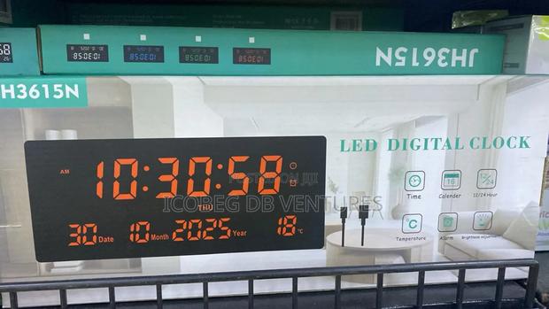 Led Digital Clock · Photo 2