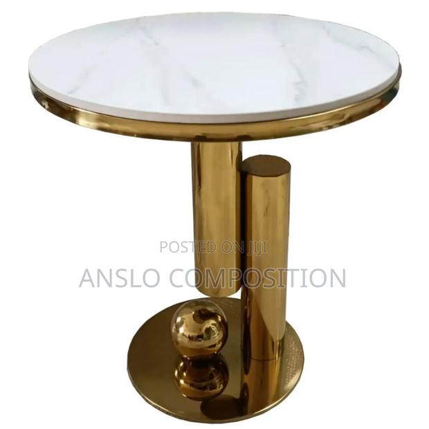 Xmas Bonanza Centre Table · Photo 1