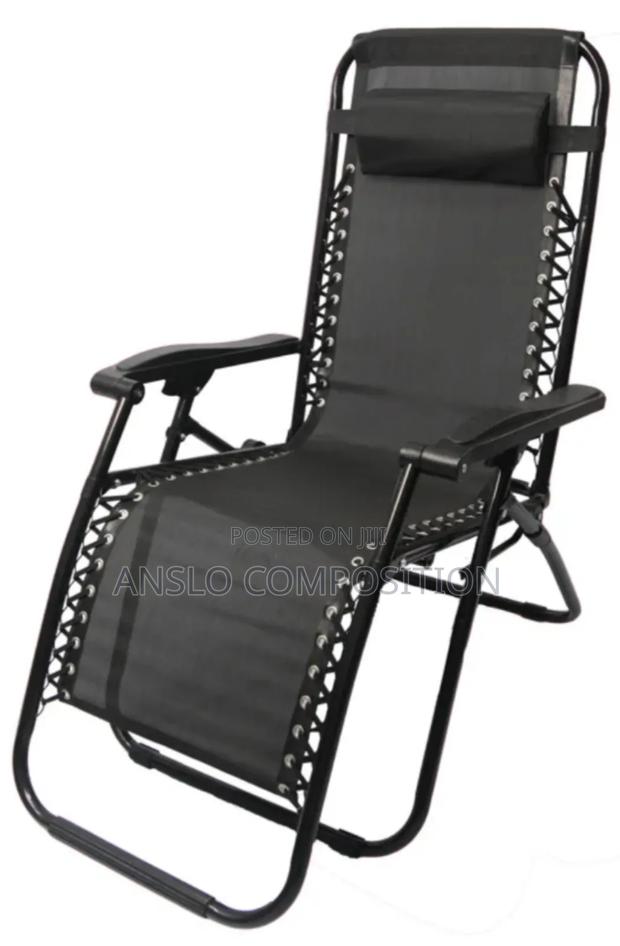 Recliner Folding Lounge Chair · Photo 1