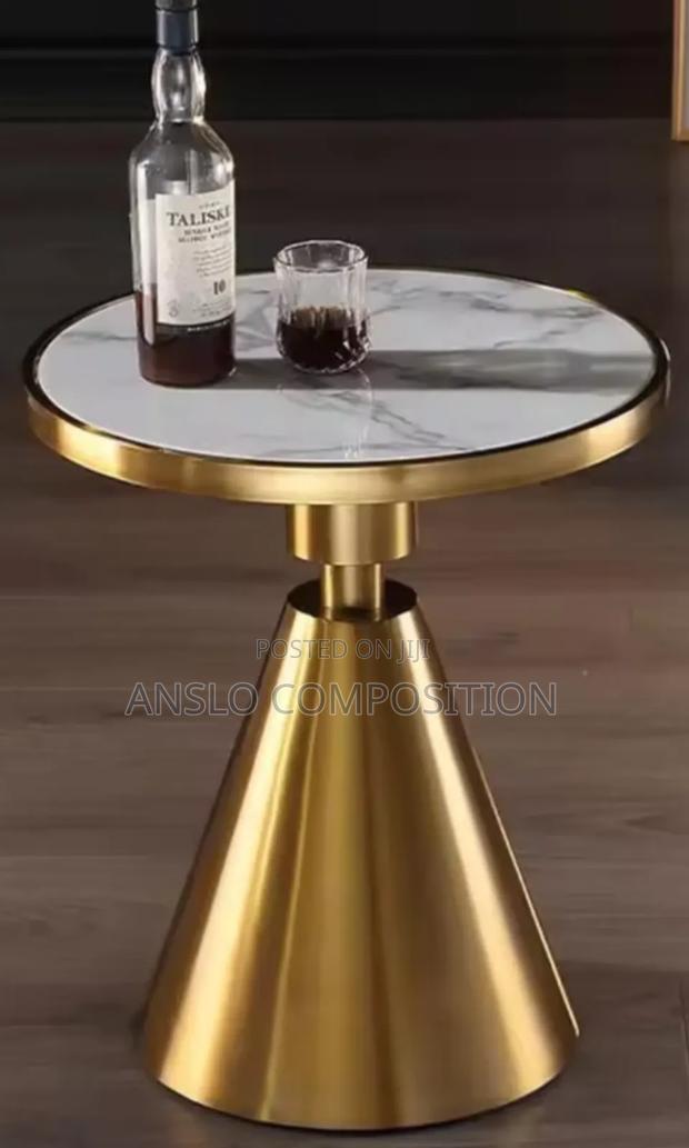 Cheers Center Table · Photo 1