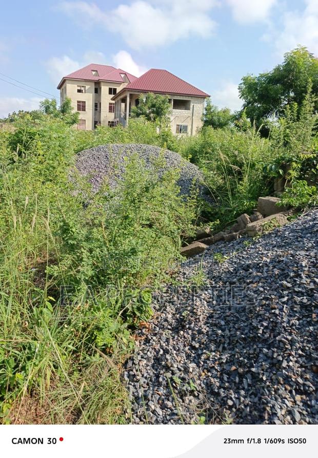 Land for Sale · Photo 4