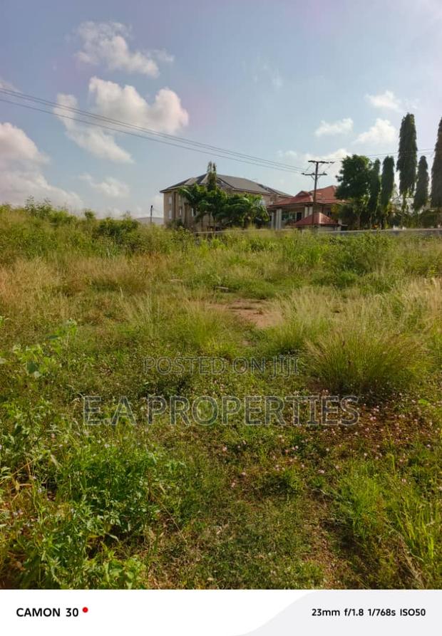 Land for Sale · Photo 1