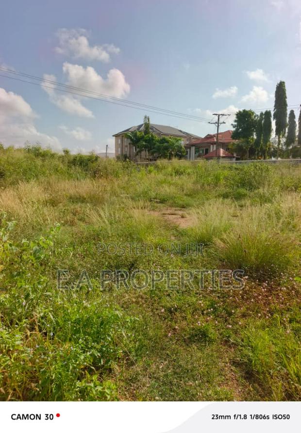 Land for Sale · Photo 2