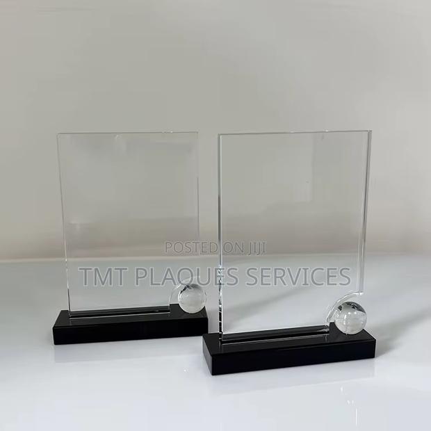 Classic Award Plaque for Your Events · Photo 1