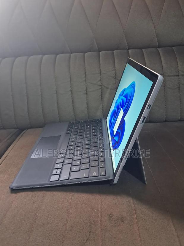 Laptop Microsoft Surface Pro 6 8GB Intel Core i5 SSD 256GB · Photo 3
